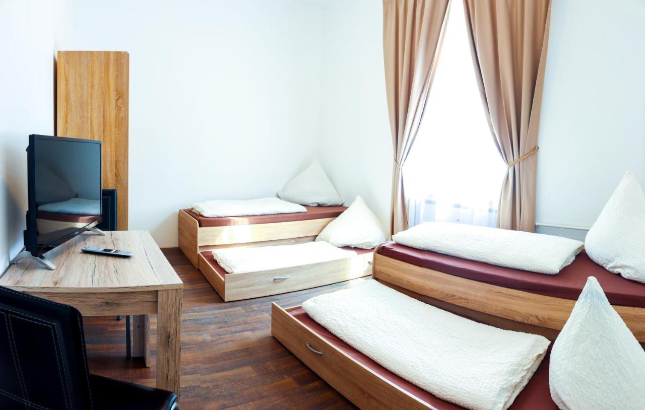 Fmm Hostel Memmingerberg Dış mekan fotoğraf